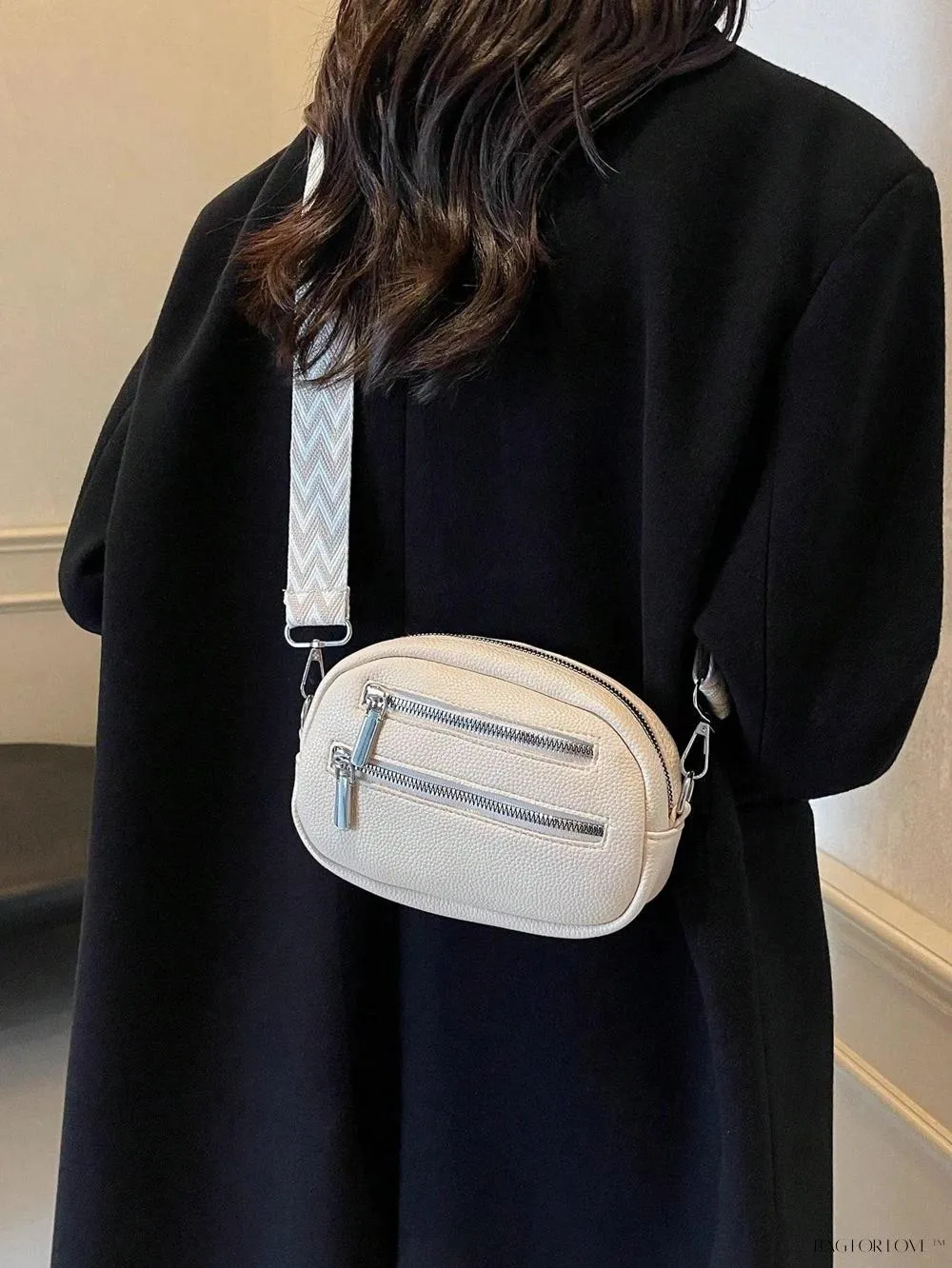 BagForLove - Simple yet Stylish PU Handbag