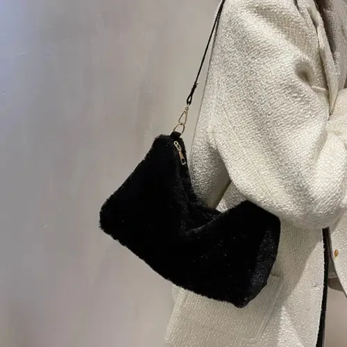 Black Luxe Faux Fur Shoulder Bags