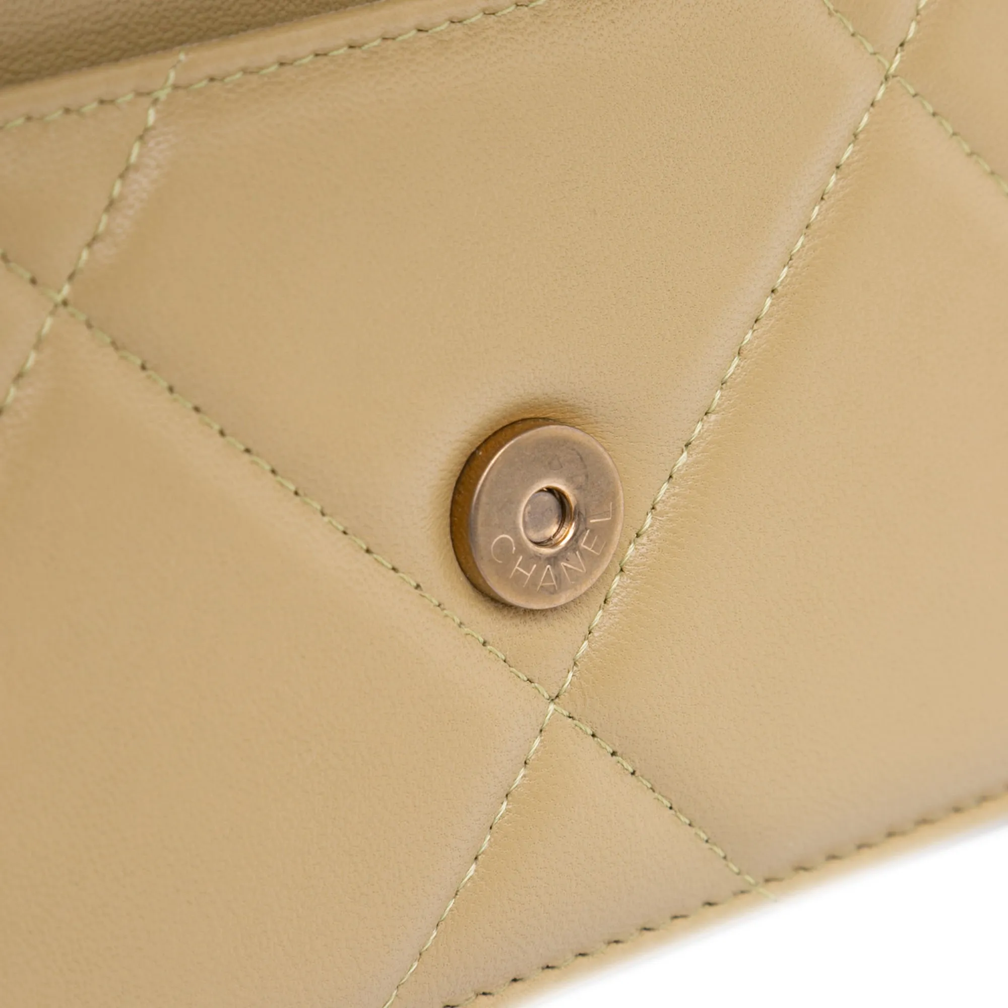 Chanel Quilted Lambskin 19 Wallet on Chain
