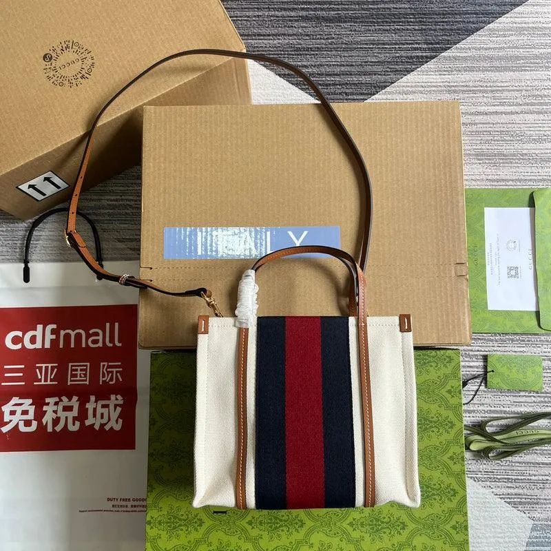 Charm - GG Bags - 310