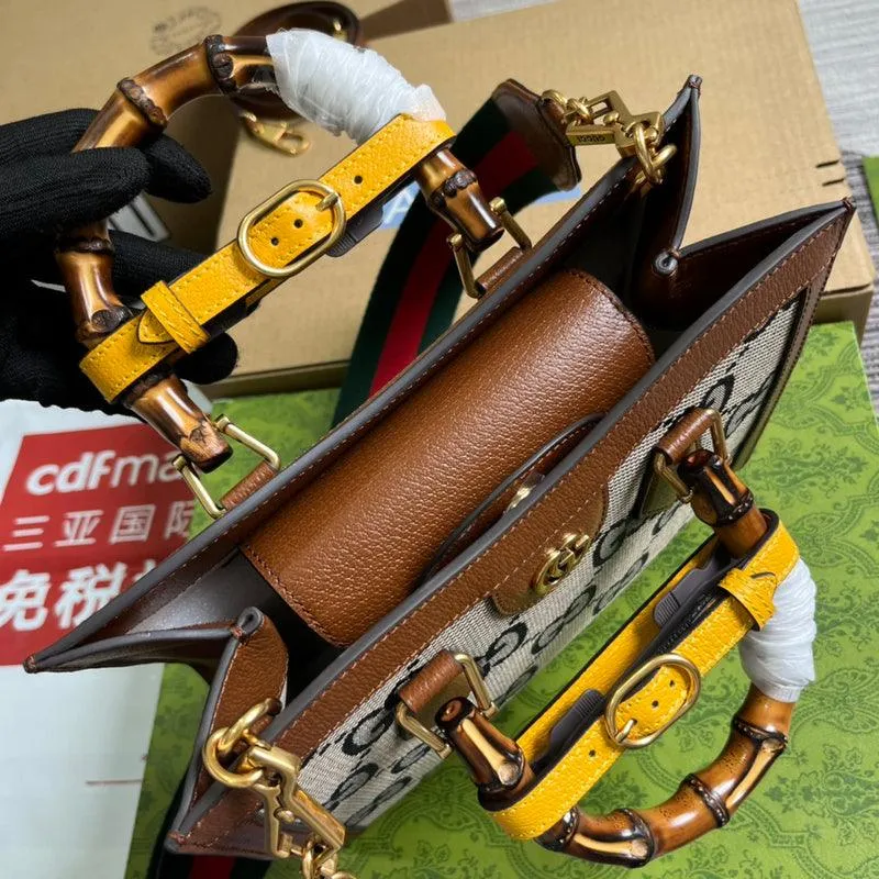 Charm - GG Bags - 366