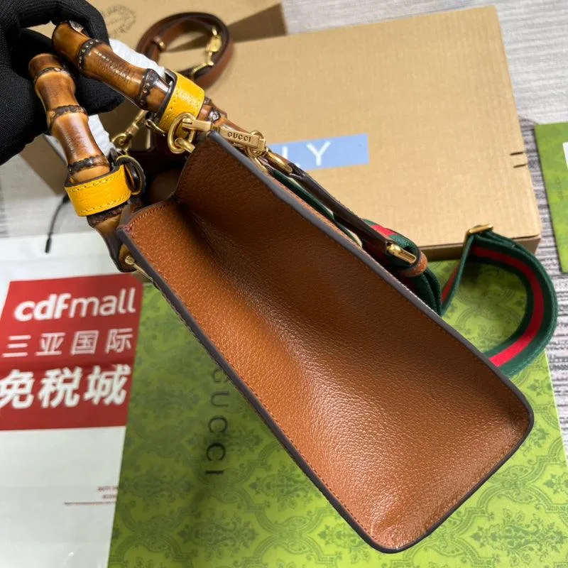 Charm - GG Bags - 366