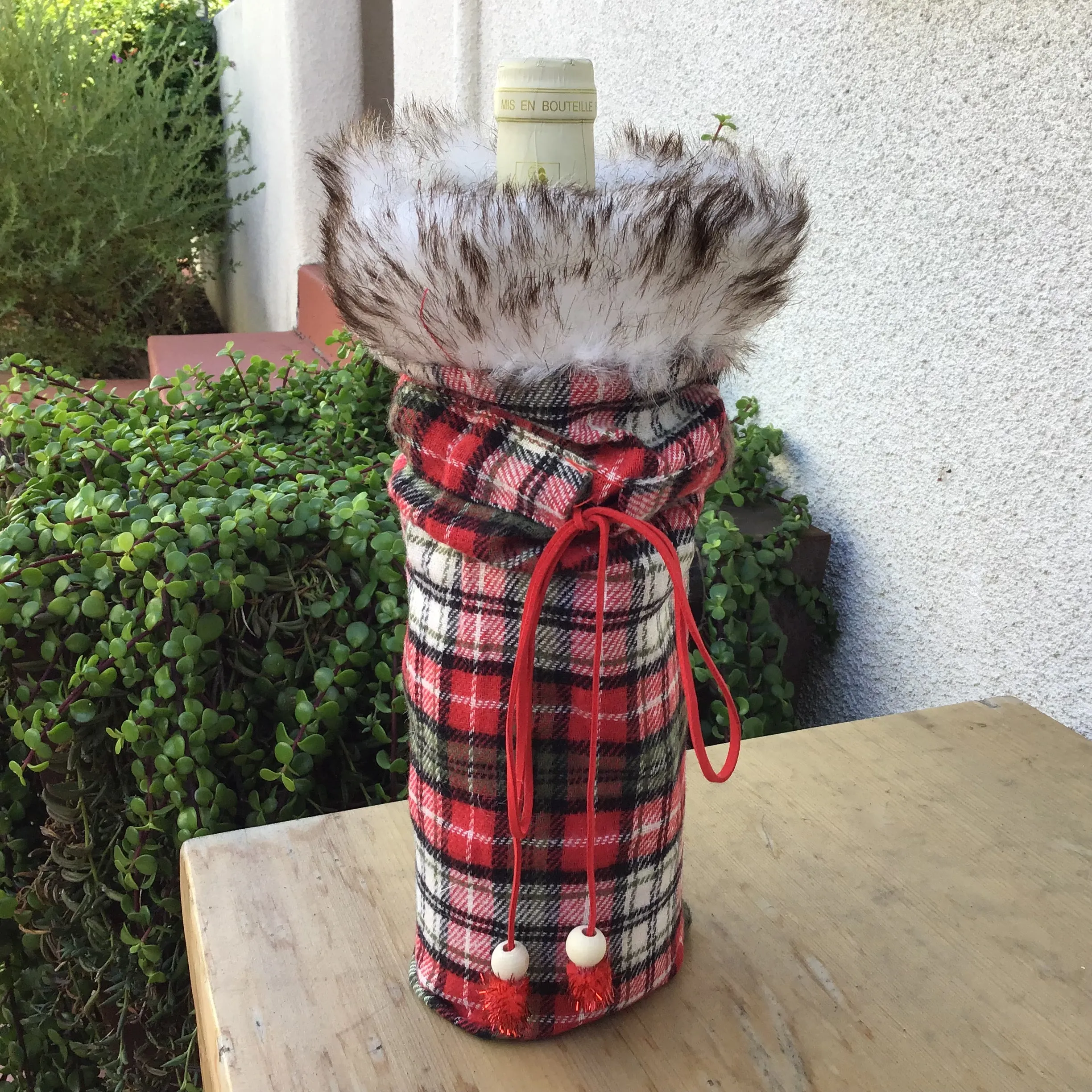 Faux Fur   Flannel Wine Bag | 2 Styles