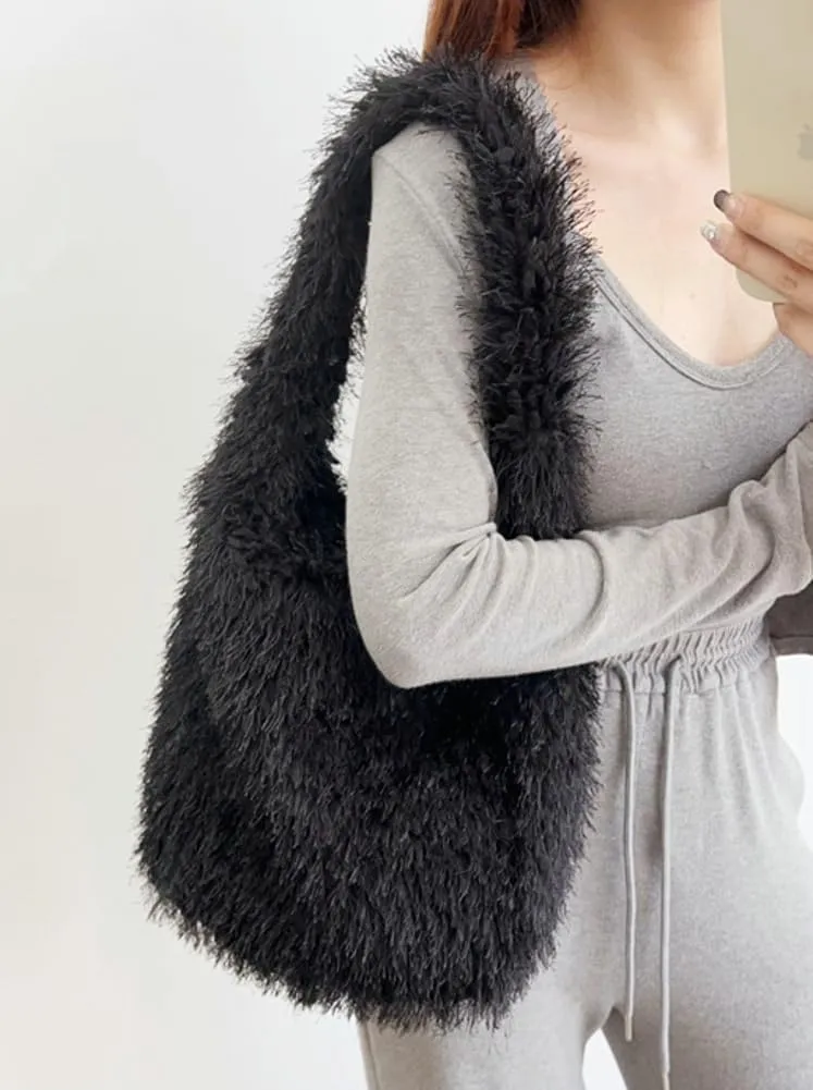 Furry Tote Bag for Women Faux Fur Shoulder Bag Y2k Purse Fluffy Large Fuzzy Handbags Cute Solid Top Handle Satchels