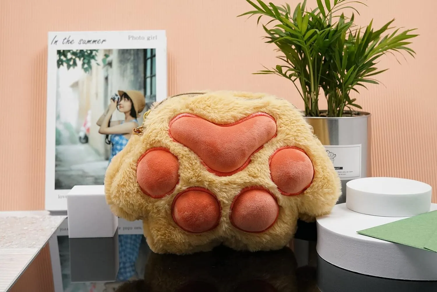 Girls Cute Plush Crossbody Bag Kawaii Cat's Paw Shoulder Purse for Women Cell Phone Wallet Handbags Brown