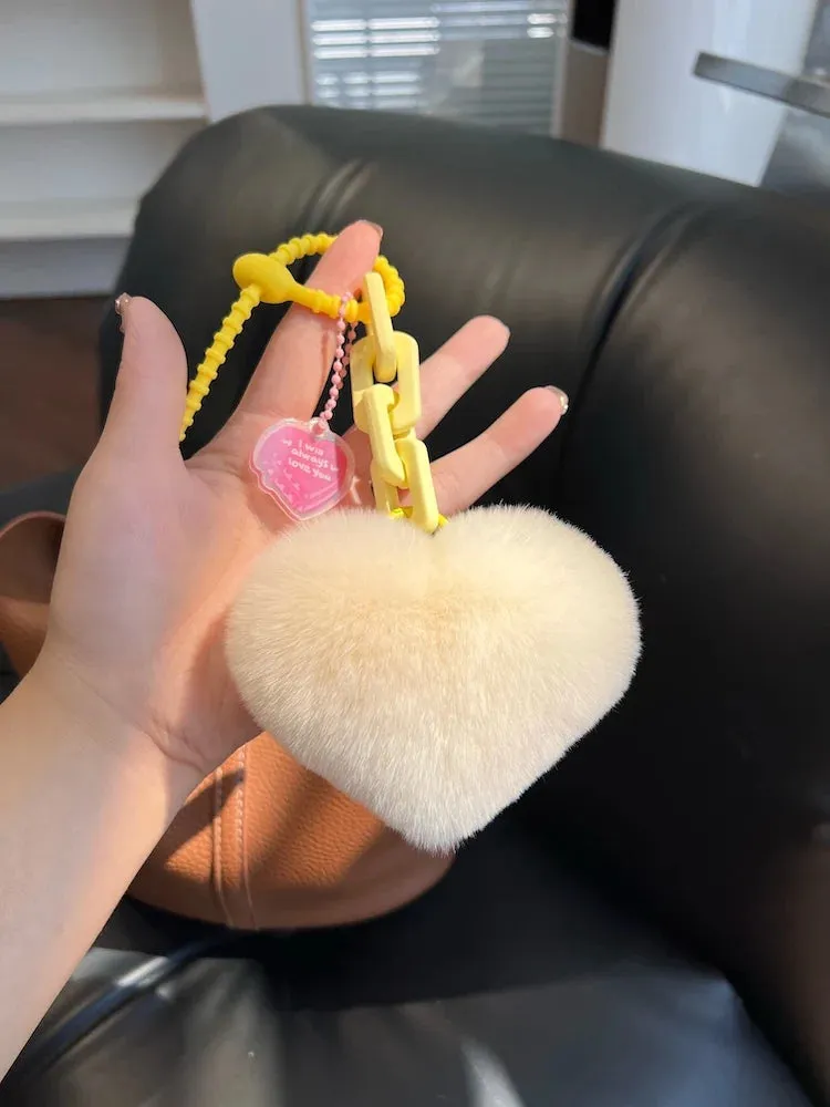 Kawaii Heart Fur Ball Keychain 🌸✨ Cute Plush Charm for Bags 🎀 Perfect Valentine's Day Gift! 💖