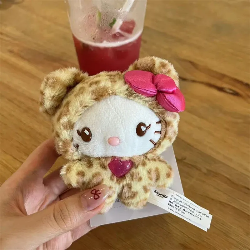 Kawaii Sanrio Character in Leopard Print Keychain | Cute & Stylish Accessory