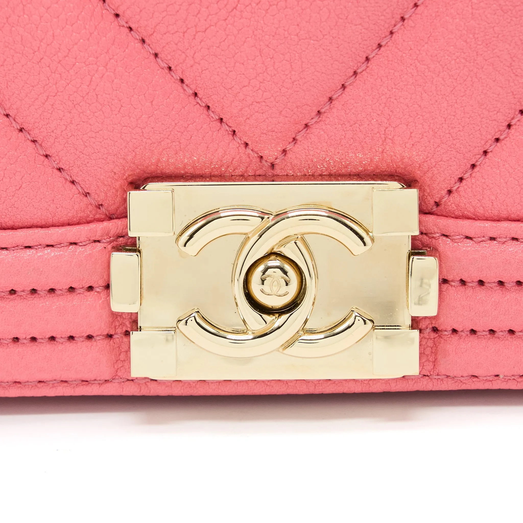 L Pink Bag (Microchip) Chevron Mini Super Boy Caviar Ending soon Efficient delivery Chanel