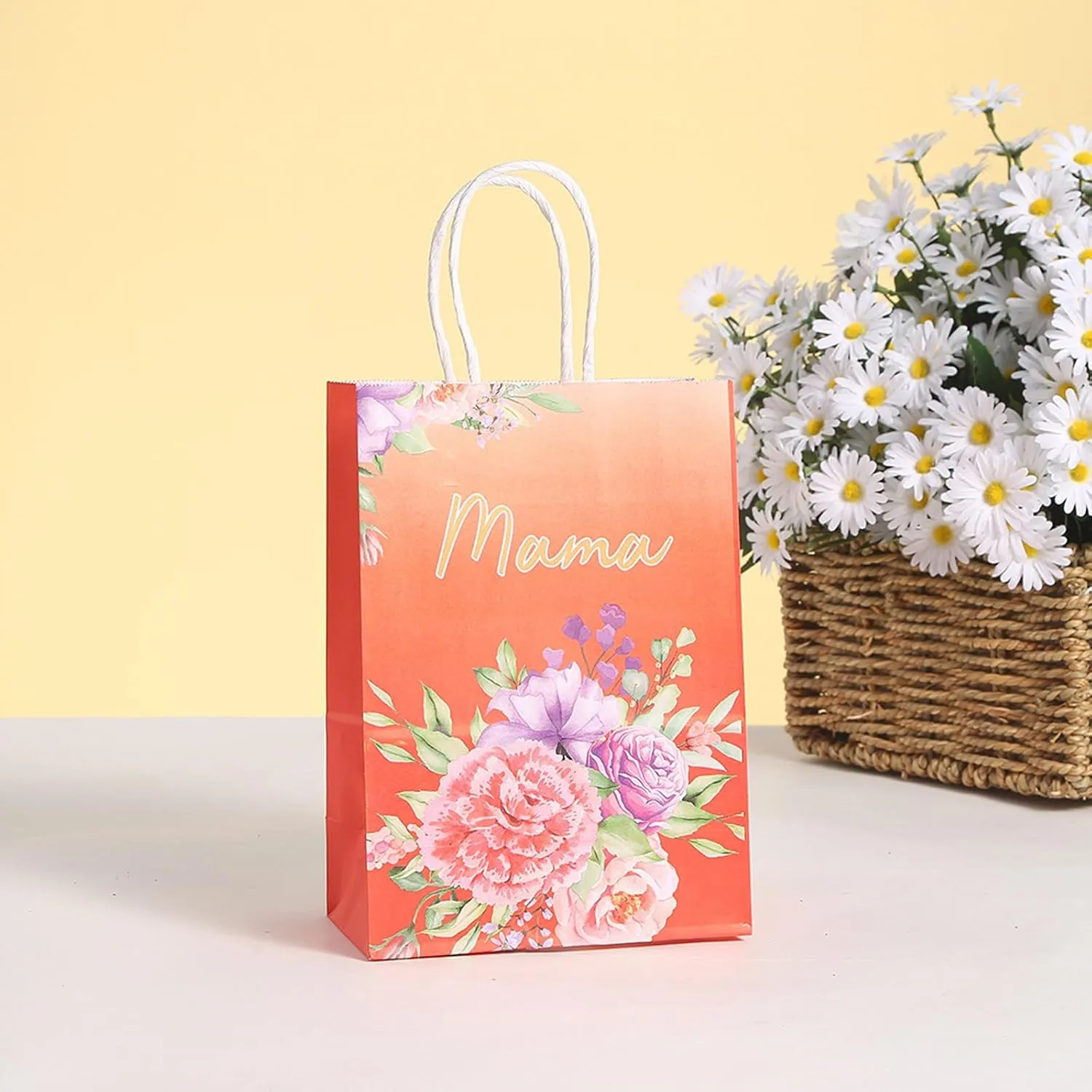 piqiya 24pcs Mother's Day Gift Bags,Kraft Paper Gift Bags with Floral Design,Mother's Day Party Bags,8.2x5.9x3.1 Inches