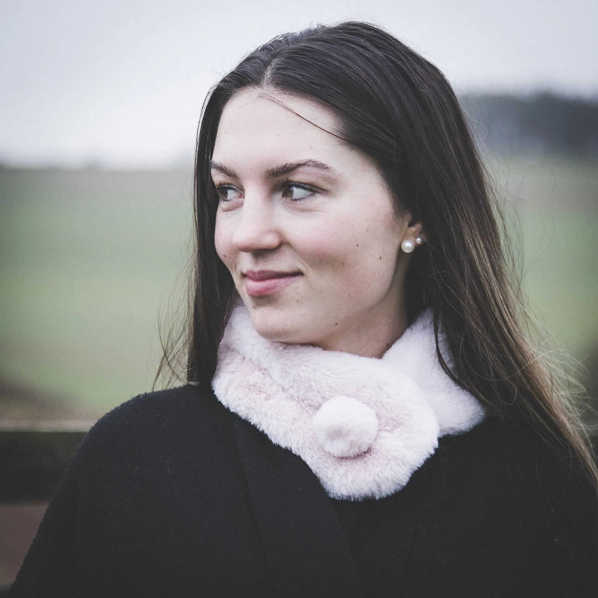 Pom Collar - Pink
