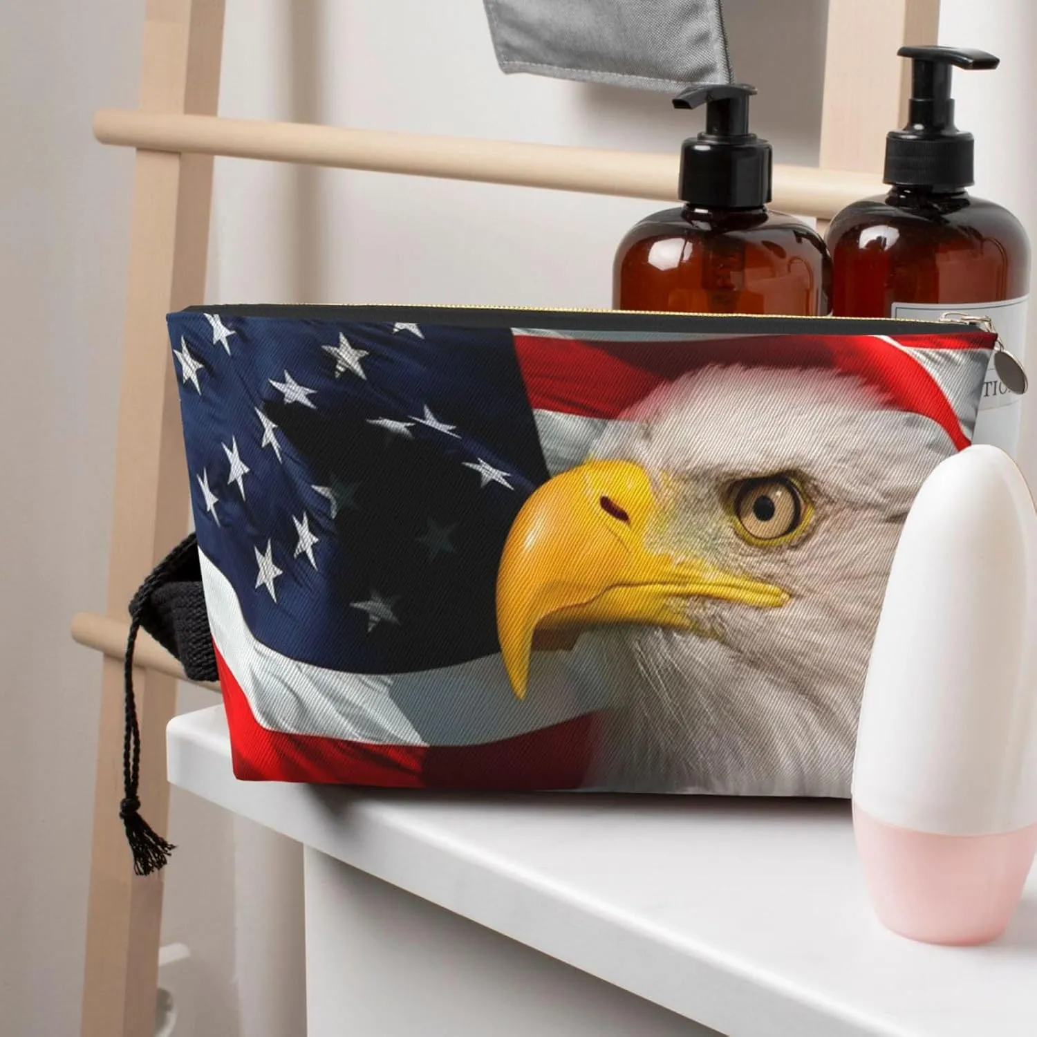 Portable Makeup Bag Zipper Pouch Travel Make up Organizer Bag Toiletry bag Water-resistant Aesthetic PVC Leather Cosmetic Bags for Women and Girls with American Flag Bald Eagle