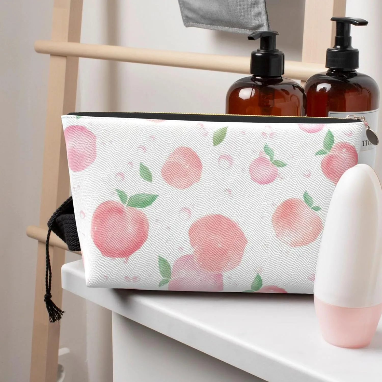 Portable Makeup Bag Zipper Pouch Travel Make up Organizer Bag Toiletry bag Water-resistant Aesthetic PVC Leather Cosmetic Bags for Women and Girls with Juicy Peach
