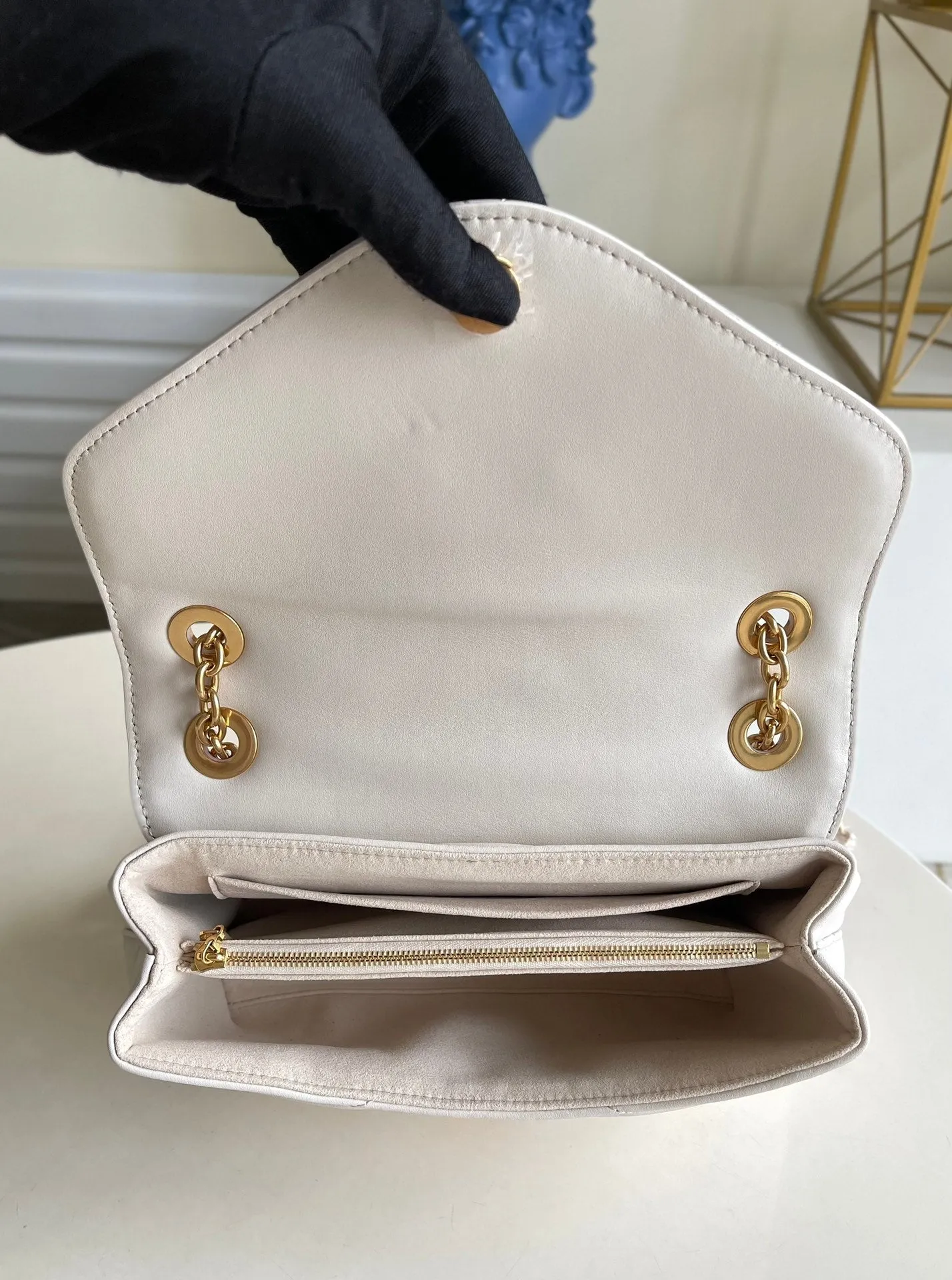 Robust LUV Bags ESMEE 379 Top - Functional Quality