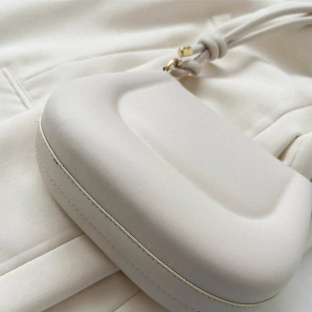 Simple Frame Shoulder Bag