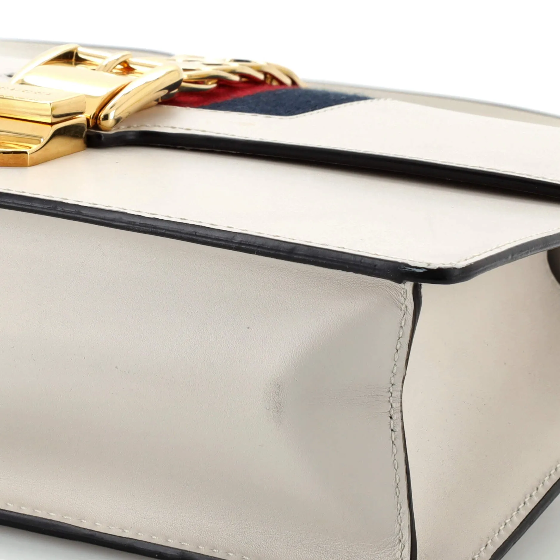 Small Bag Gucci Leather Sylvie Shoulder Optimized Streamlined