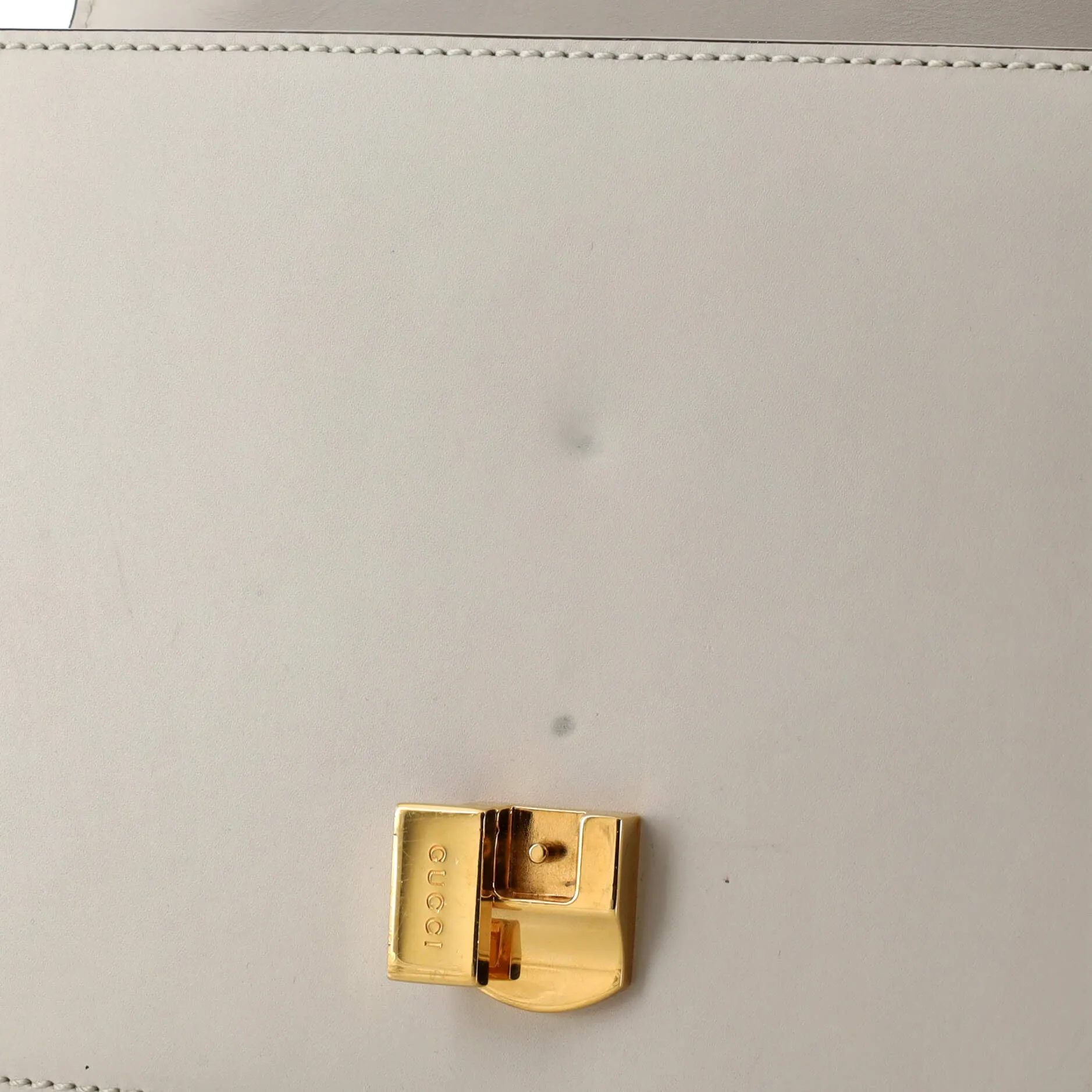 Small Bag Gucci Leather Sylvie Shoulder Optimized Streamlined