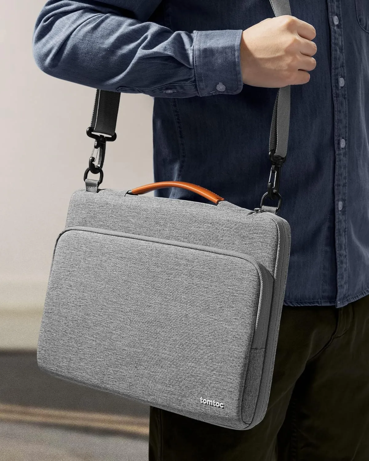 tomtoc 360 Protective Laptop Shoulder Bag for 15-inch 2025 MacBook Air M4/A3241, M3/A3114, M2/A2941, 15 Inch Dell XPS,15-in Microsoft Surface Laptop 7/6/5, Water-Resistant Laptop Accessory Sleeve Case