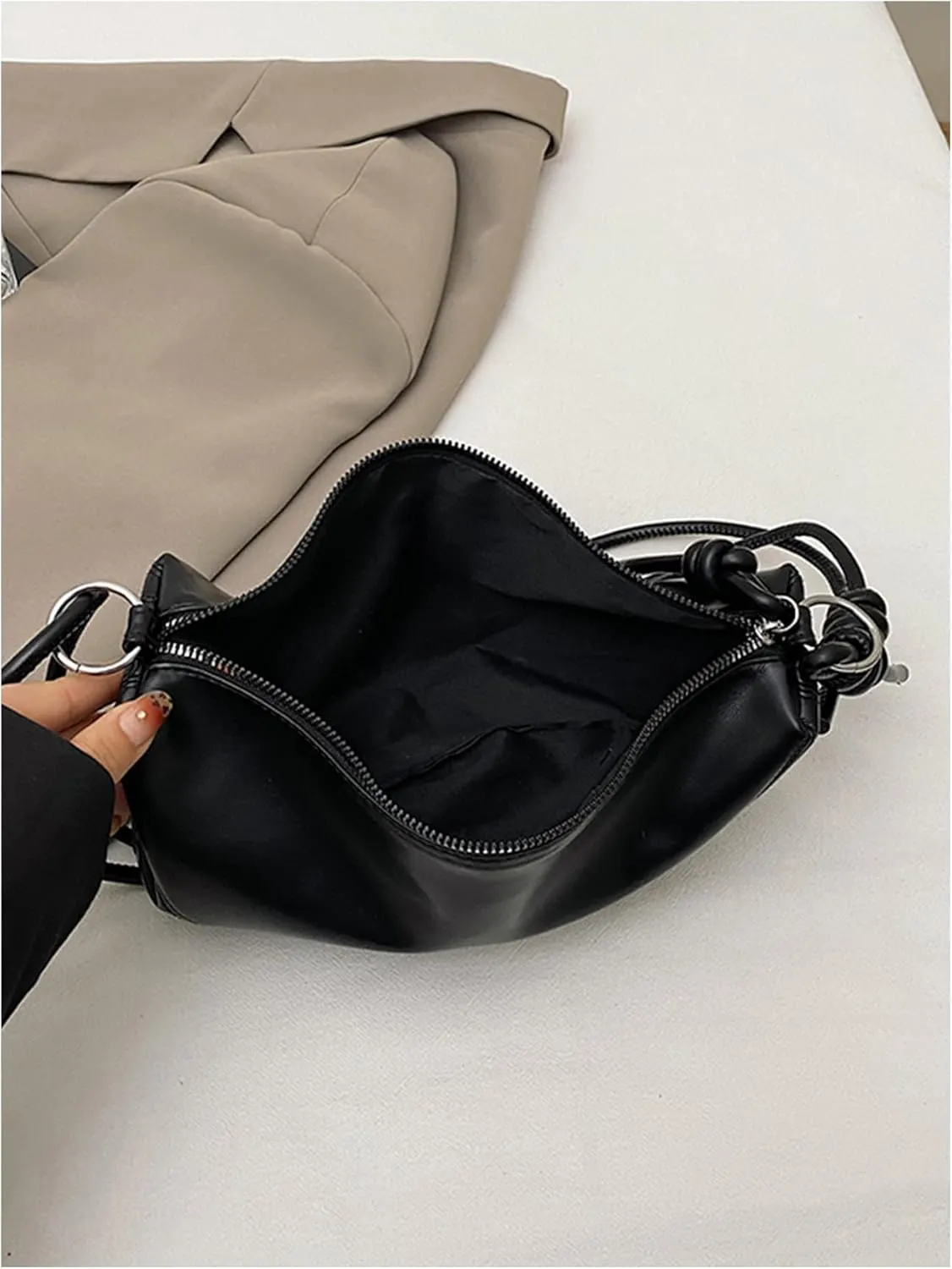 Verdusa Women's Hobo Crescent Handbag PU Leather Shoulder Bag Purse with Zipper