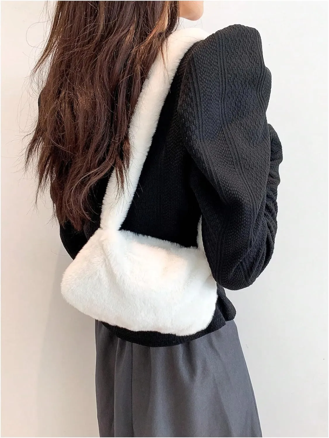 Verdusa Women's Plush Leopard Underarm Shoulder Bags Faux Fur Fuzzy Top Handle Bag