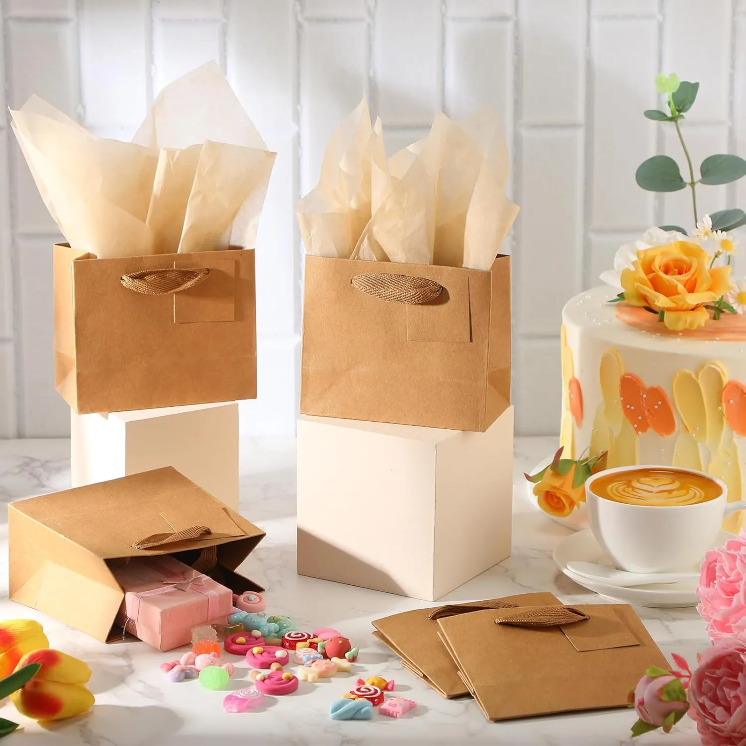 Zhanmai 100 Pcs 4.7 x 2.4 x 3.9 Inch Mini Gift Bags Bulk with Tissue Paper Kraft Paper Bag with Handle Gift Tag for Birthday, Valentine's Day, Wedding Showers (Brown)
